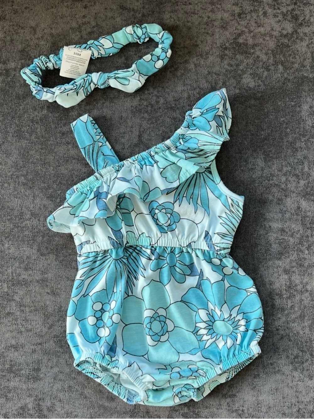 Jessica Simpson Baby Floral Outfit with Matching Headband Size 3/6 Months